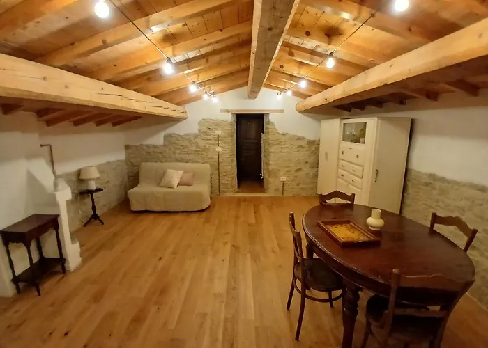 Farmház Casale Regnano *